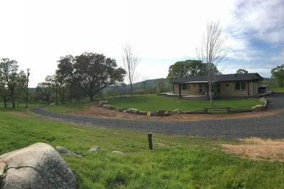 Image de Nouvelle Liste - \"The 56\" - Yosemite Foothills Ranch