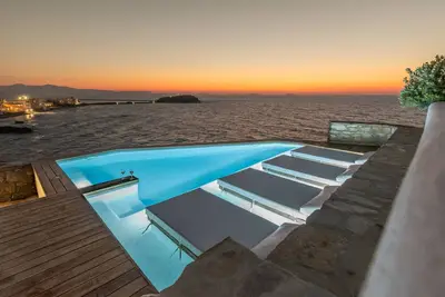 Image de Iliada Suites - Adults only