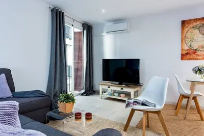 Image de Modern Apartment in Great Location. Albareda Ii