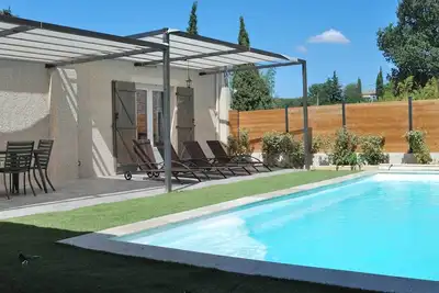 Image de Air-conditioned detached villa with private heated pool and balneotherapy