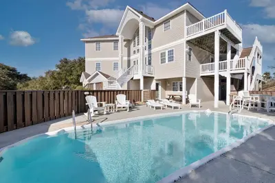 Par-Tee Ii | Oceanside | Whalehead | Corolla | 16 couchages