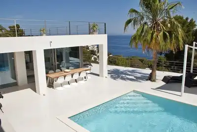 Image de Maison moderne avec vue sur la mer à Ibiza