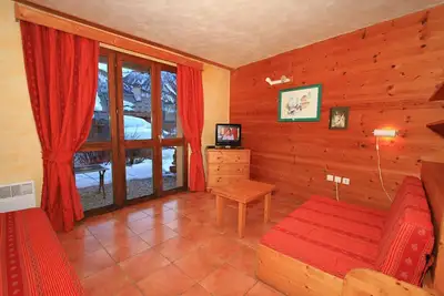 Image de Chalet Le Barlèt: 2\/3 pers Hameau des Chazals Nevache Hautes Alpes