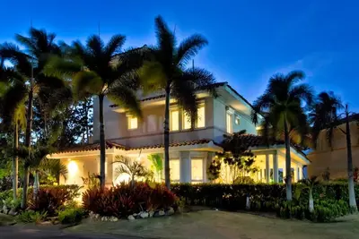 Maison familiale haut de gamme en bord de mer @ Dorado Beach Resort