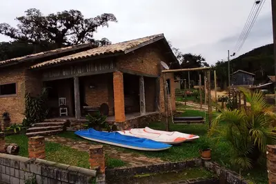 Image de Cabana rustique (endroit idéal pour se reposer)