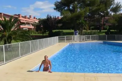 Image de T2 by the sea, 150 m to the beach \/ sea, Top prices, Free WiFi, pool, tennis