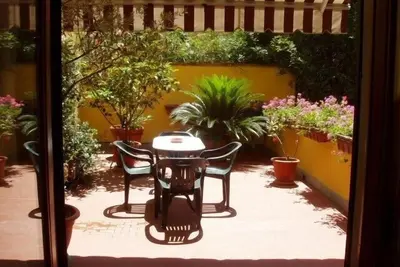Image de Oriuolo luxury apartment in historic centre of Florence Italy