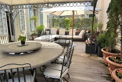Image de Situation idyllique Centre Cannes 100m² Terrasse à 5 mn à pied du Palais \/ Plages