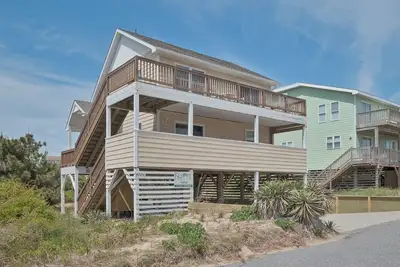 Image de Sunny Delight | Semi-bord de mer | South Nags Head | 12 personnes