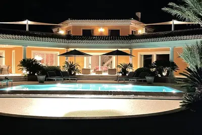Image de Superbe villa 5 ch avec vue mer classée 5 étoiles par la mairies de Ste-max