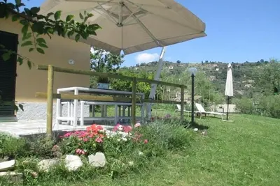 Image de Jolie Cottage Avec Grand Jardin En Pleine Nature A Santa Margherita Ligure - B&B