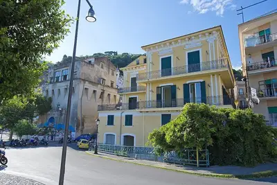 Appartamento Mariuccia D: Un appartement confortable situé à quelques pas de la plage de sable.