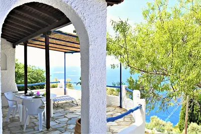 Image de Maison Veronica- Piscine panoramique- Accés à la mer-Vue privilégiée sur l'Egée.