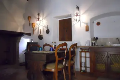 Image de Appartement entièrement sismique village médiéval avec une vue imprenable