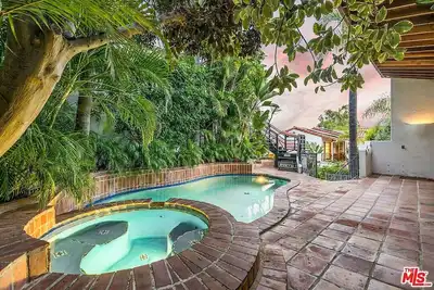 Emplacement, emplacement, le meilleur! 1 pâté de maisons du Hollywood Blvd.