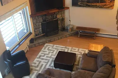 Image de Détendez-vous dans cette retraite familiale avec vue sur la montagne!