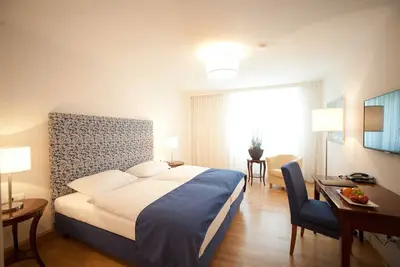Image de Chambre double confort - hôtel de ville à la couronne d'or