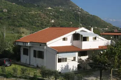 Maison de vacances - appartement calme de trois pièces à Capo Vaticano