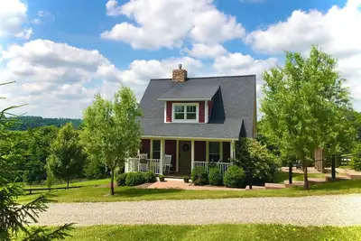 Image de Le Skyview Cottage à Red Cottage Hideaway<br>~ en pays Amish ~<br>