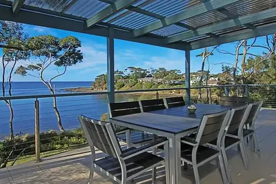 Image de Baringa Crescent Clifftop Living
