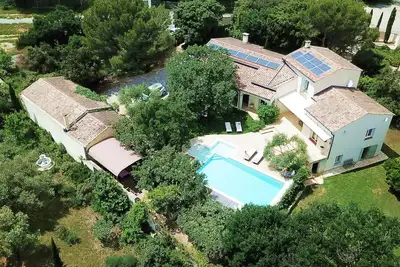 Image de Havre de Paix au cœur de la garrigue & oliveraie sur près de 5000 m2 proche Uzès