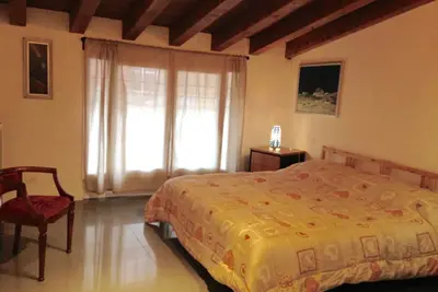 Image de trilocale sul Naviglio (2 chambres)
