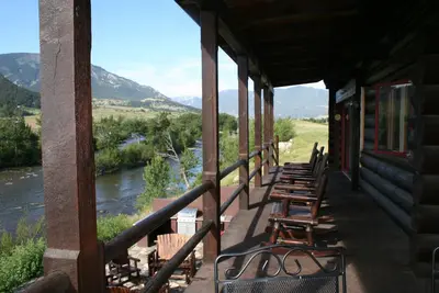Image de Executive Lodge -1 mile Stillwater River-Two Rivers Lodge-Montana pĂŞche Ă la mouche