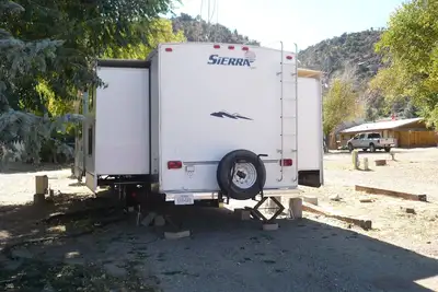 Image de 2007 Trailer Forest River Sierra 35ft Voyage