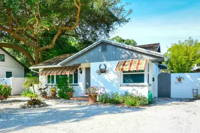 Image de maison confortable et mise à jour près de la ville de Sarasota à distance de marche