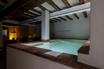 Image de El Ferrer, à Olot avec accès à la piscine couverte