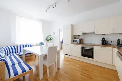 Image de 105m2 City Surf Apartment