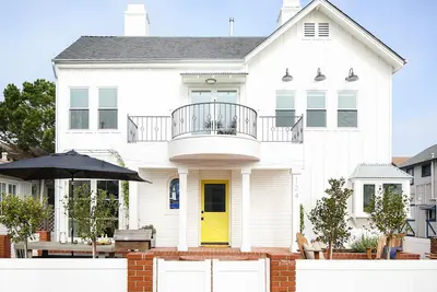 Image de Brand New - Luxe Beach & Bay - Newport Beach - Grande Maison Familiale