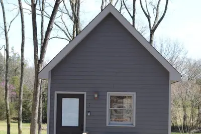 Image de Cozy Cabin, 140 Acre Farm, 4 couchages, Près de Nashville, Mariages / Événements Bienvenue