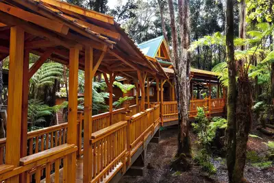 Image de Volcano Places Laukapu Forest Cottage