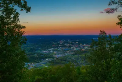 Image de Bearly Paradise: vue spectaculaire, isolée, proche de toutes les attractions de Pigeon Forge / Gatlinburg