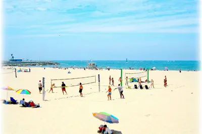 Image de Profitez du brin, étapes vers le sable, tarifs spéciaux, renseignez-vous maintenant! !