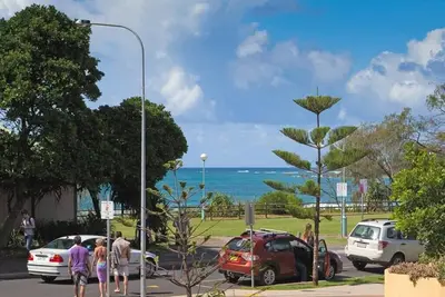 Image de 1/2 Fletcher Street - Pipis sur la plage 1
