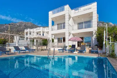 Image de Villa Juliet C - Villa 4 chambres avec vue sur la baie de Kalkan