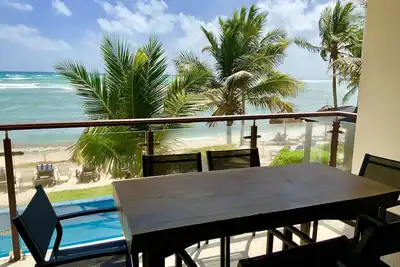Image de Brand New Beachfront 2 Br Condo, Piscine, Wifi, Ac (Akumal)
