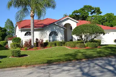 Image de Villa de luxe sur le Tara Golf et Country Club avec golf gratuit