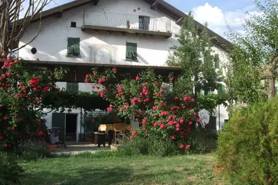 Image de Mansarde/ Ferienwohnung de charme  dans ancienne maison en Ligurie