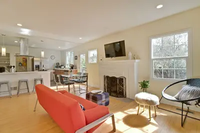 Image de Cozy Modern 3bed 1bath house à San Mateo, Californie