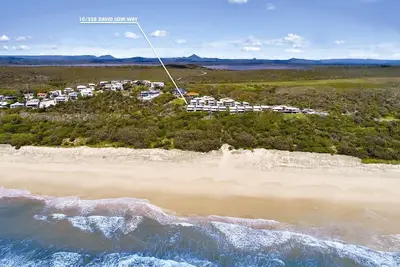 Image de Plage de Castaways - Noosa Shire et animaux acceptés