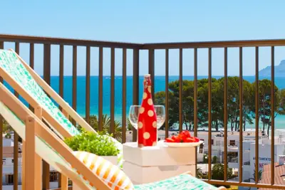 Image de Appartement avec piscine et vue imprenable sur la baie, sur la plage d'Alcudia.