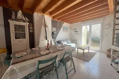 Image de Maison de Charme à La Turballe: Proche Plage, Centre-Ville, 3 Chambres, Wifi, Jardin et Garage
