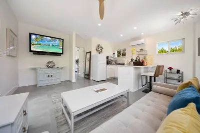Mid Century Modern Cottage à Delray Beach