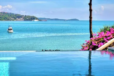 Maison Noble Front de Mer Exceptionnelle
