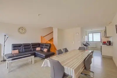 Image de Maison T4 neuve Ă 300m de la plage avec garage et jardin privatif.