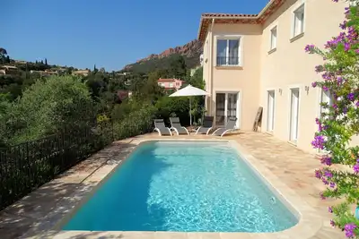 Image de Belle villa avec piscine chauffée, internet, proche plage pour 8 personnes