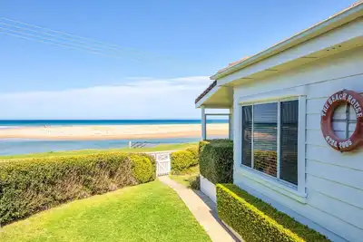 Image de The Beach House, Gerroa - 16 h 00 le dimanche!